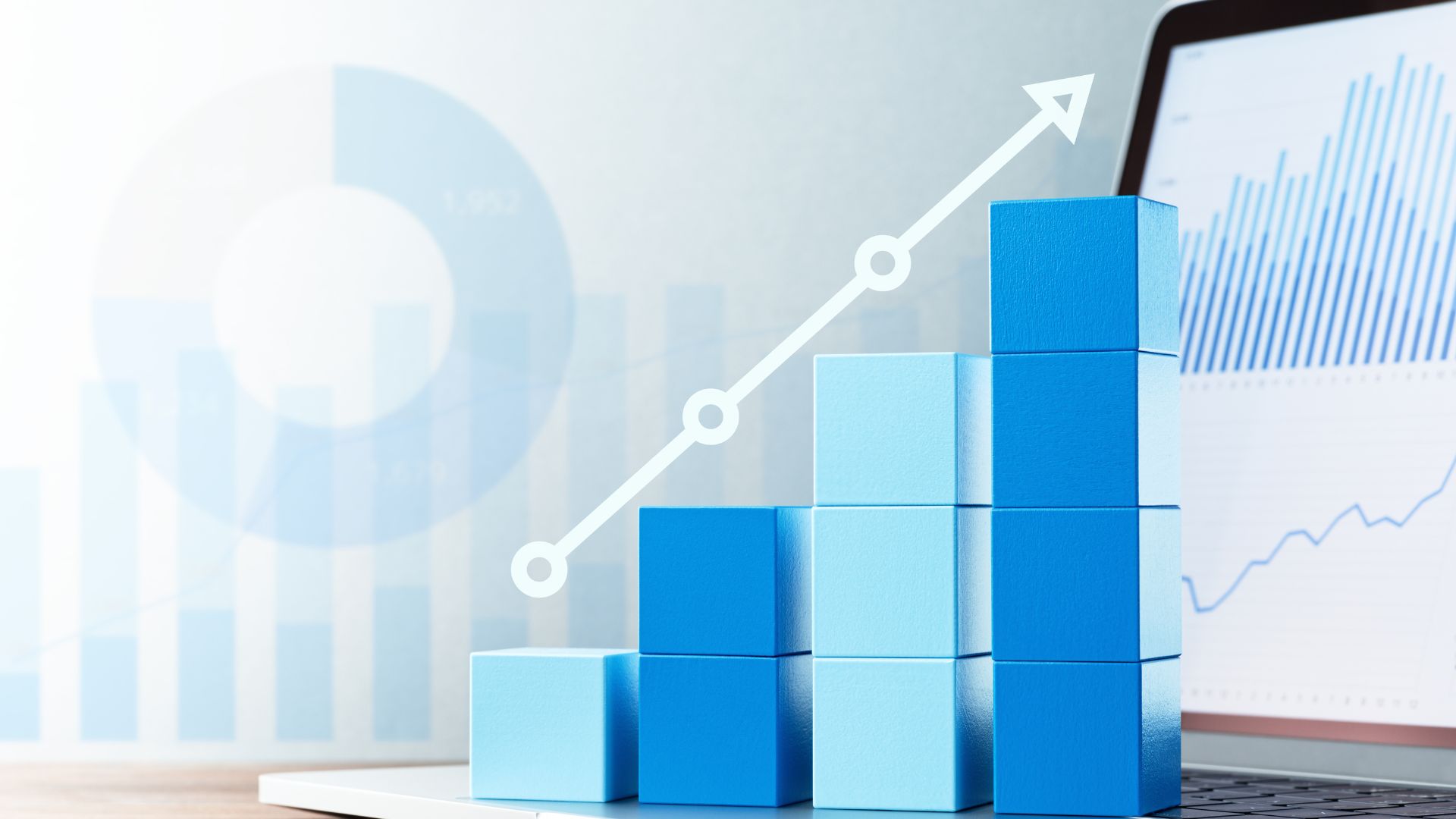 Monitor Fabric Capacity and Govern your Power BI Tenant with FUAM